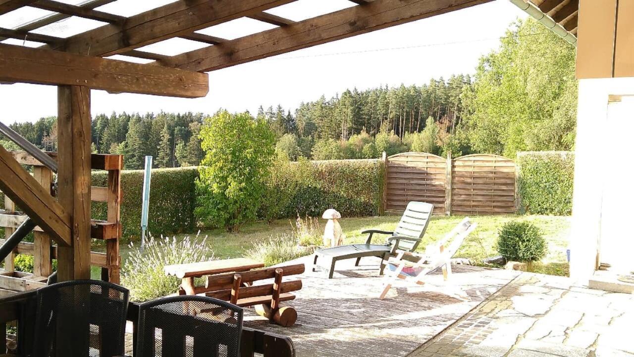 Ferienwohnung Steinwald Auslaeufer Mit Blick Auf Koesseine Waldershof Exterior photo